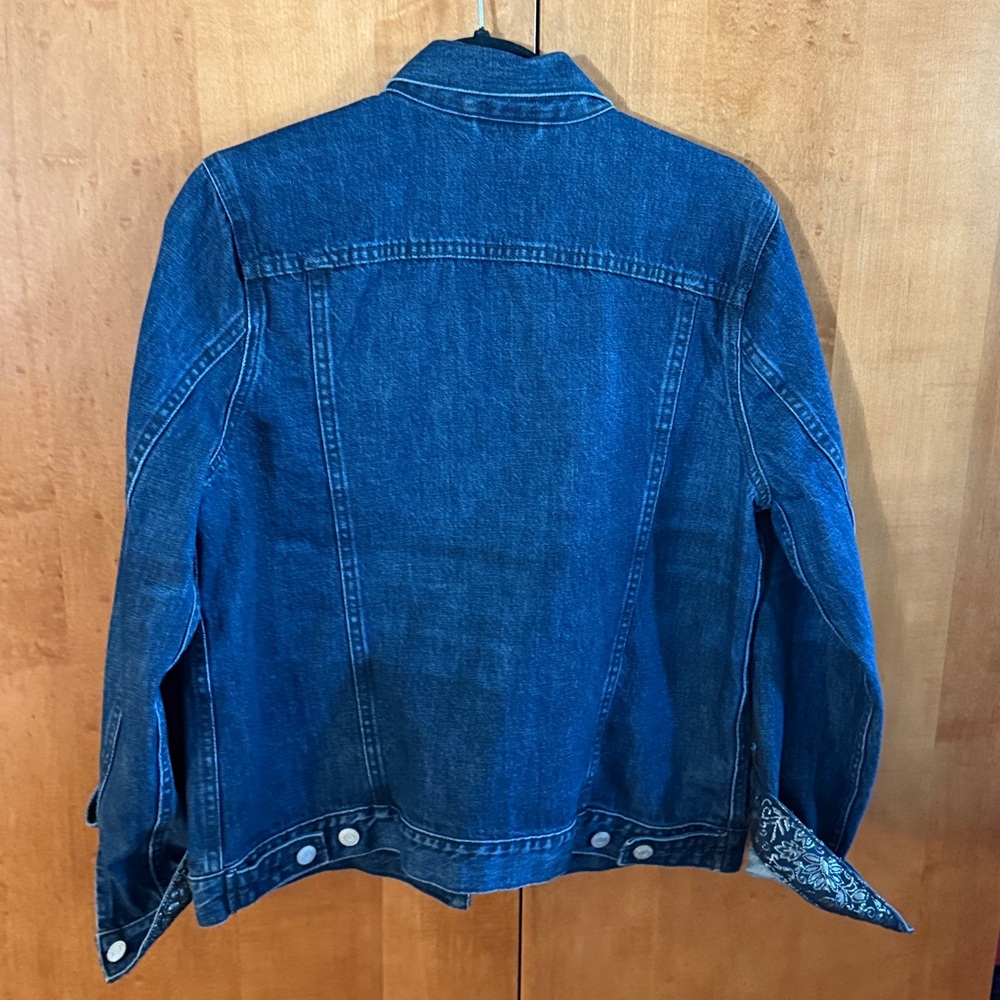 The GAP 1969 Embroidered Denim Jacket - Picture 4 of 6